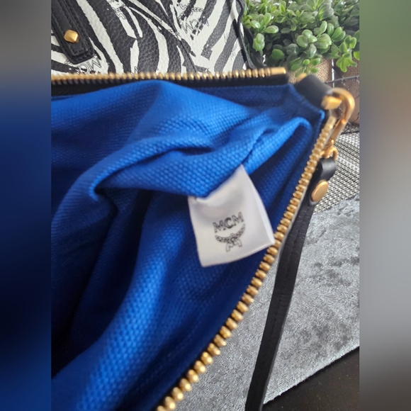MCM Reversible Liz Tote & Pouch | Limited Edition Zebra Print w/Pochette - Picture 8 of 16